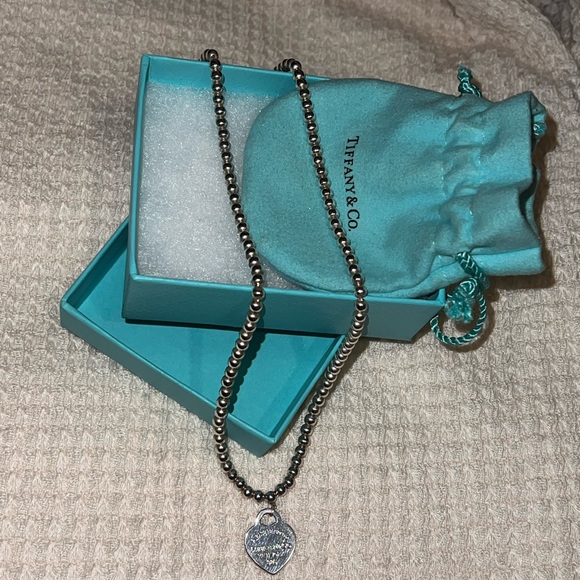 Return to Tiffany Bead Necklace - Picture 5 of 9